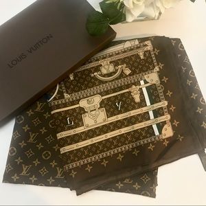 ♦️sold♦️Louis Vuitton Limited Edition scarf/ shawl